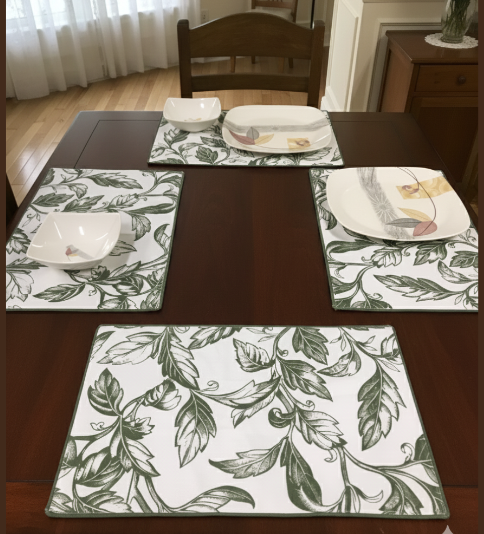 Green Leaf Print – Canvas Table Mat