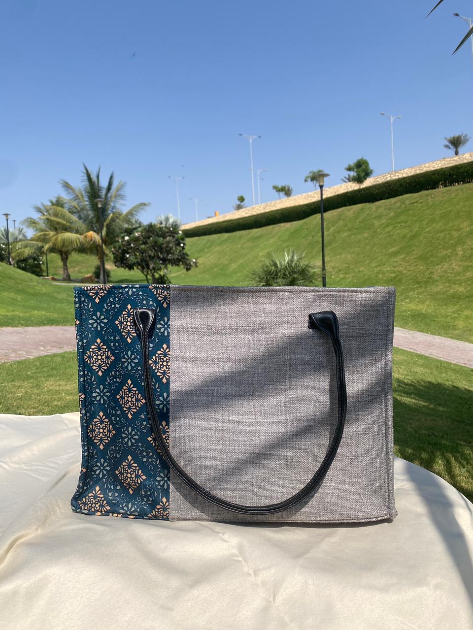 Everyday Classic Tote – Grey & Printed Panel